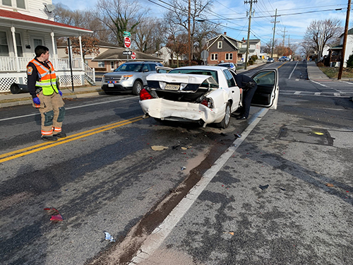 Crash involving two officers on Southwerk and South Loudoun Streets